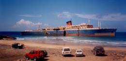 The AMERICAN STAR shortly after her running aground in 1994 (Photo: Sandra Zwick)